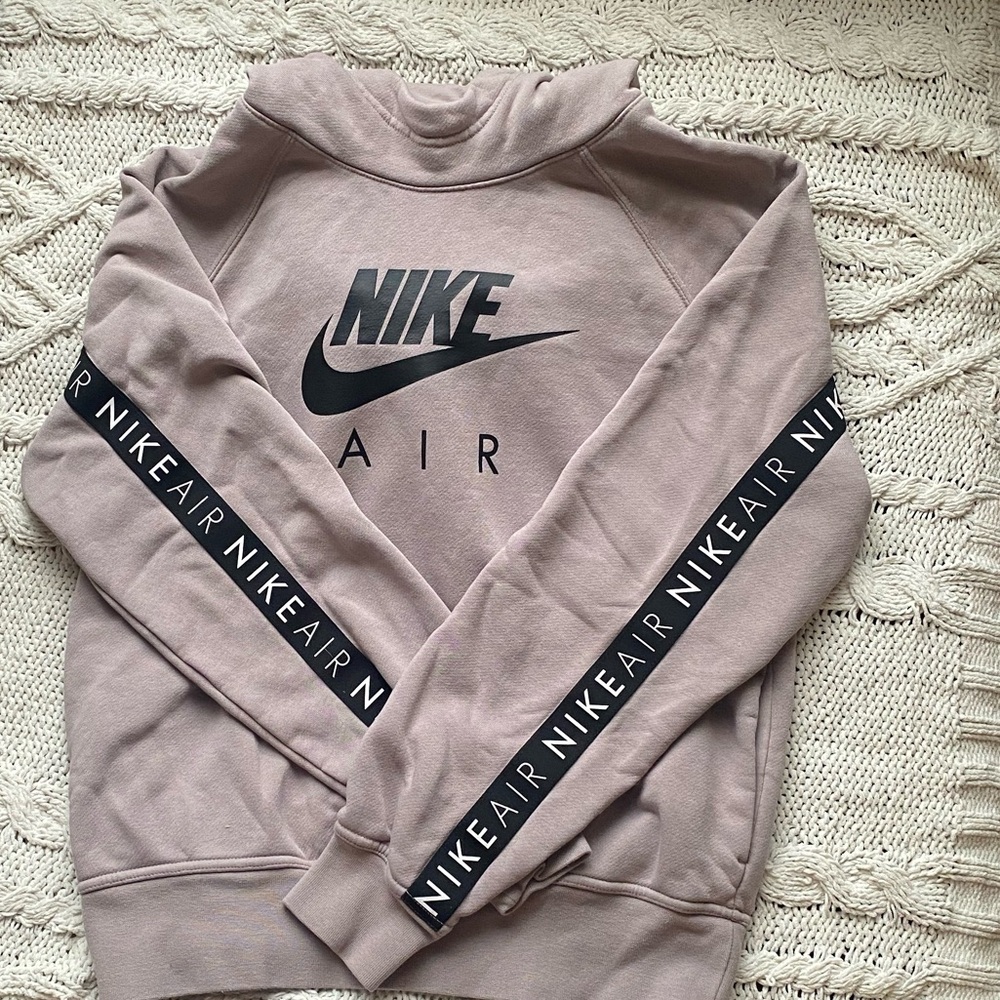 Nike Air Graphic Sweater Size Medium